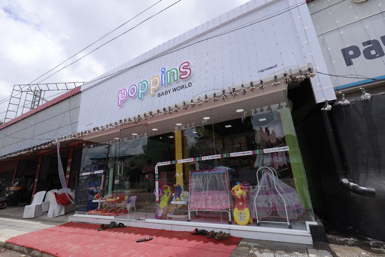 POPPINS BABY & MATERNITY WORLD